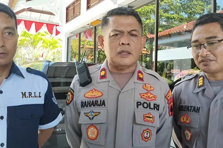 Polres Ingatkan Parkir dilarang di exit tol