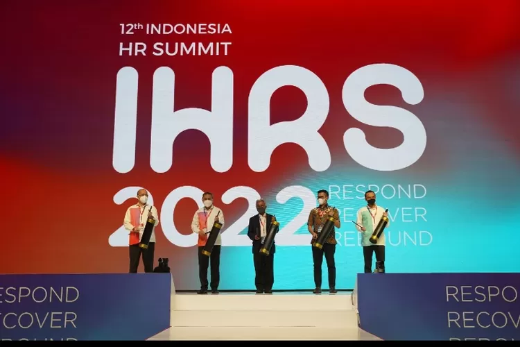 Indonesia Human Resource Summit (IHRS) 2023 yang akan kembali digelar pada tanggal 19-20 Juni 2023 di Bali Nusa Dua Convention Center dengan mengusung tema &lsquo;Redefining Human Capital: Inspiring People to Take Action&rsquo; (Mendefinisikan Kembali Sumber Daya Manusia: Menginspirasi Untuk Mengambil Tindakan)