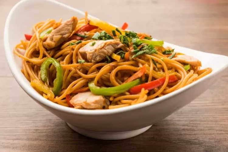 Bakmi ala Chinese Food Resto (Foto : Indonewstoday / Imaduddin Badrawi / Palmia)