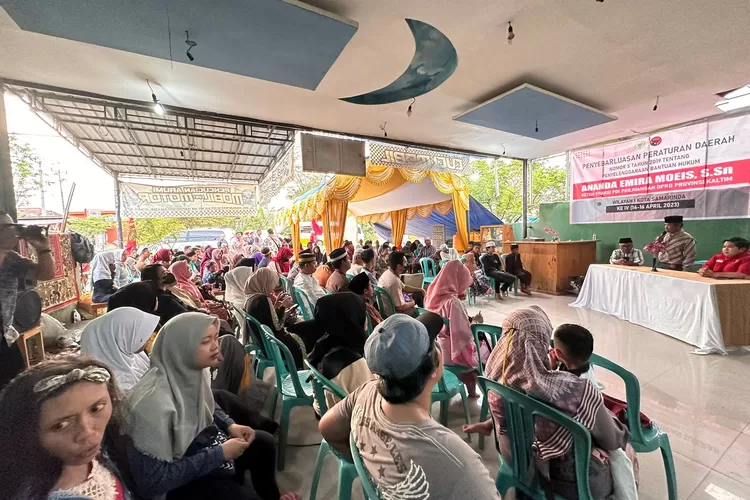 Anggota DPRD Kaltim Ananda Emira Moeis saat sosialisasi Perda. (DPRD Kaltim)