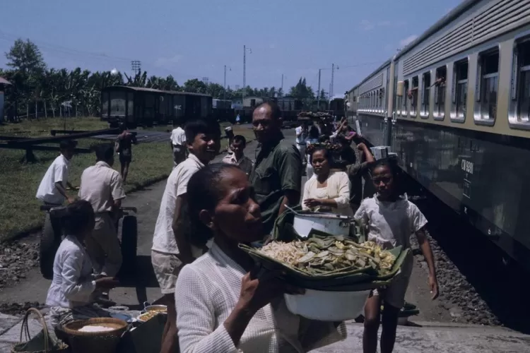 Sejarah perkeretaapian Indonesia  (Dok J.G. Ohler)