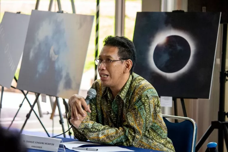 Gerhana Matahari Hibrida yang terjadi 20 April 2023 ini  merupakan fenomena yang langka.  (brin.go.id)