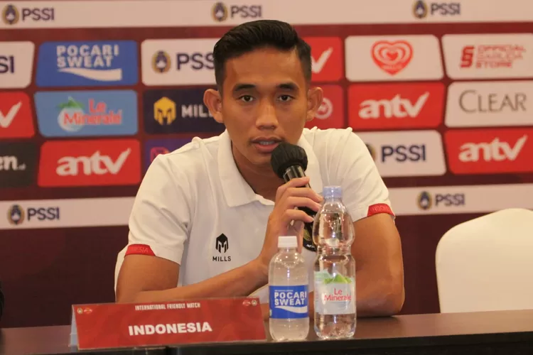Rikzy Ridho saat konferensi pers jelang lawan tim Lebanon (Sumber: PSSI)