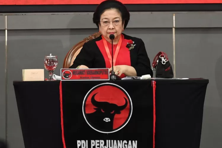 Megawati umumkan Capres Ganjar Pranowo yang diusung PDIP melalui daring, rupanya karena alasan ini. (pdiperjuangan.id)