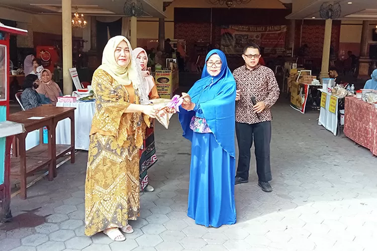 Pembukaan Kampoeng Kuliner Batari sambut pemudik di Kota Solo.  (Abdul Alim)