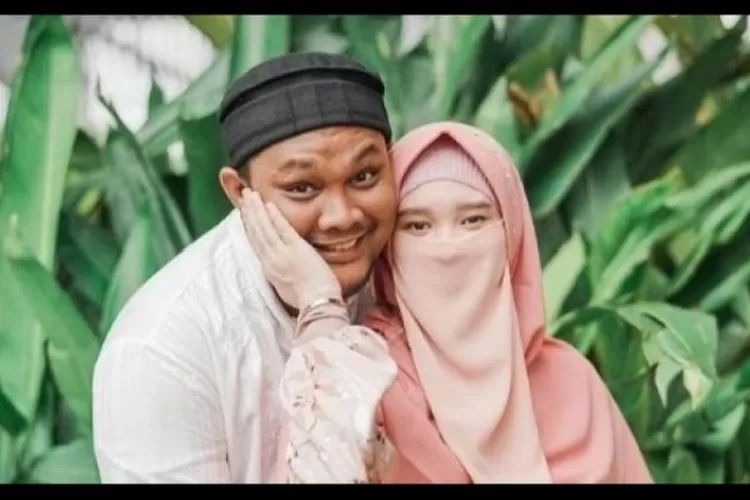 Virgoun dan Istri  ((Instagram / @mommy_starla))