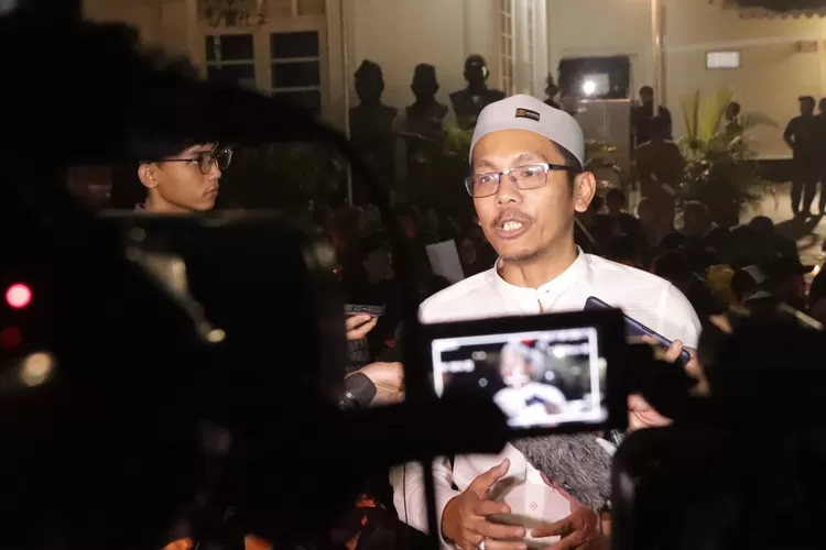 Koordinator SOS, Akmal Marhali (foto Istimewa )