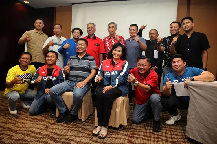 Perwakilan klub mengikuti Drawing Polytron Superliga Junior 2023 untuk menentukan undian grup dan jadwal pertandingan yang akan digelar di GOR Djarum, Magelang, Jawa Tengah pada 8 hingga 14 Mei 2023.