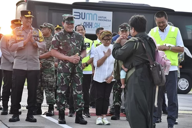 enteri Luar Negeri (Menlu) Retno Marsudi mengkonfirmasi kedatangan 385 Warga Negara Indonesia