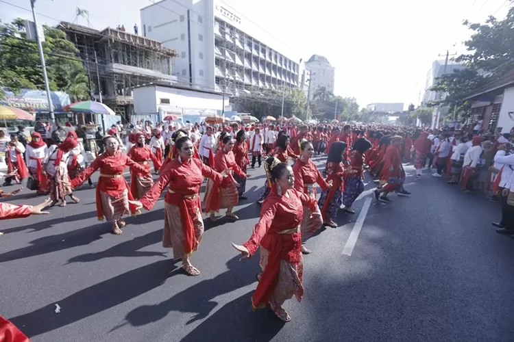 Jalan Pemuda Semarang akan ditutup dalam rangka HUT Semarang. Ada joget bersama dan makan nasi glewo. (Humas Pemkot)