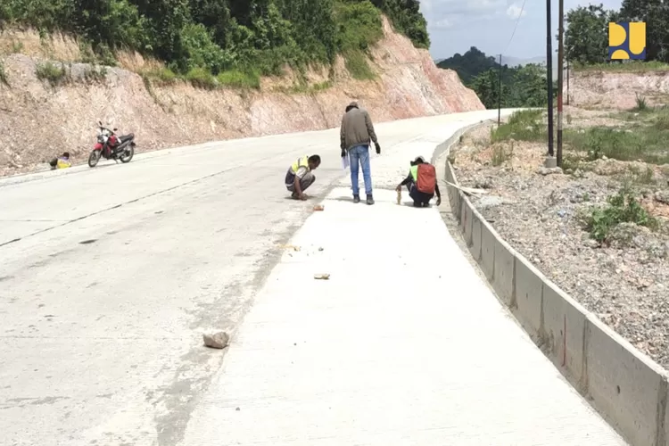 Kementerian Pekerjaan Umum dan Perumahan Rakyat (PUPR) telah menyelesaikan pekerjaan preservasi jalan nasional Batas Kabupaten Konawe Utara/Konawe-Pohara di Provinsi Sulawesi Tenggara.
