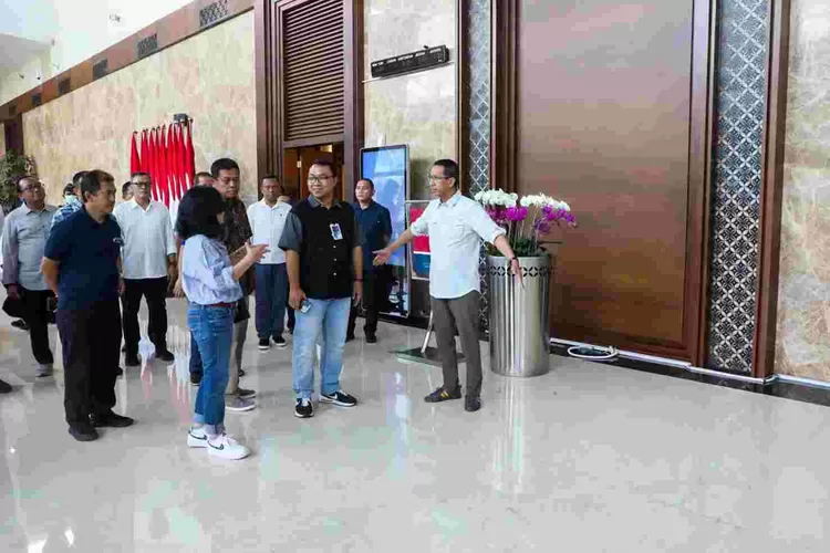 Pj Heru saat Meninjau Lokasi yang akan Disinggahi Tamu KTT ASEAN ke 42