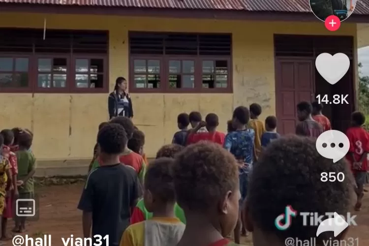 Pendidikan di pedalaman Papua (Muhammad Basir-Cyio)