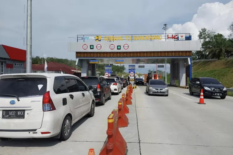 Pelaksanaan Arus Mudik dan Balik Lebaran 2023 di Jalan Tol Trans Sumatera (JTTS) telah berjalan dengan lancar dan aman, yang berdampak pada peningkatan trafik lalu lintas yang dikelola oleh PT Hutama Karya (Persero).