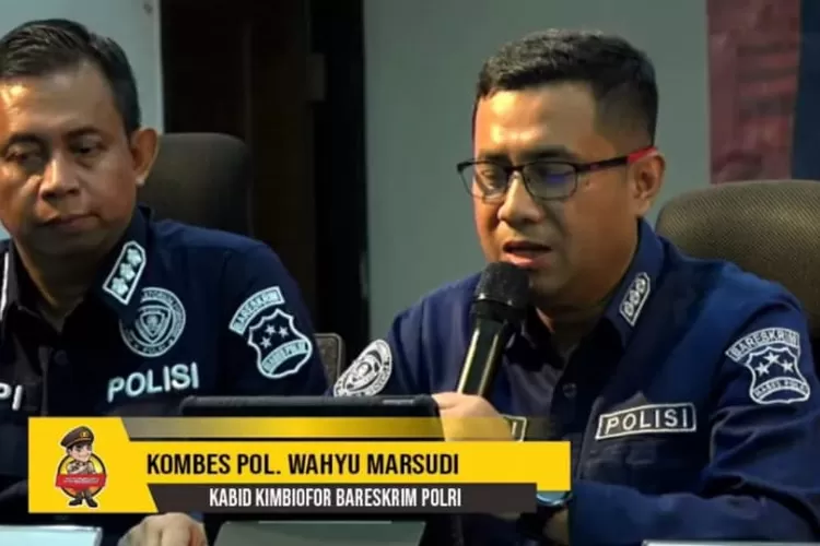 Kabid Kimbiofor Puslabfor Kombes Pol Wahyu Marsudi menerangkan terkait  kandungan racun ataupun zat berbahaya di dalam tubuh AKBP Buddy Alfrits Towoliu yang tewas tertabrak kereta (PMJ News)