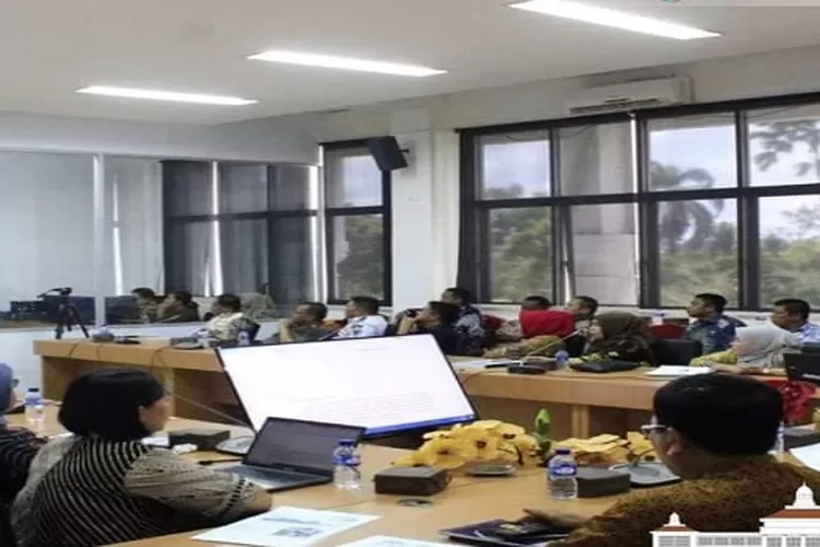 Pemkab Labuhanbatu Ikuti Wawancara Penilaian Kampung KB Tingkat Nasional Secara Virtual  (Realitasonline/RS)