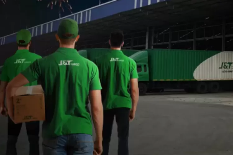 Info lterbaru lowongan kerja di JNT Cargo dengan mengadakan walk in interview.  (Instagram @jntcargobekasi)