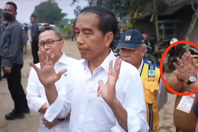 Jokowi Sebut Akan Ambil Alih Perbaikan Jalan, Gubernur Lampung Girang Tepuk Tangan (Tangkap Layar)