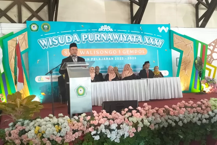 Prosesi Wisuda SMK Walisongo 1 Gempol berlangsung khidmat.  (Anas/Klikaktual.com)