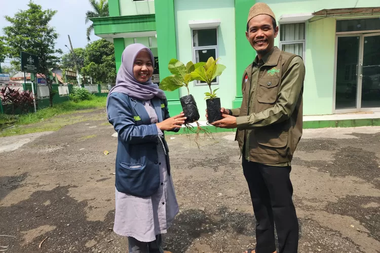 IPPNU Kabupaten Bogor bekerjasama dengan beberapa elemen yaitu Madrasah, Sekolah, dan Pondok Pesantren di jawa Barat akan melaksanakan penanaman pohon secara serentak 500 titik pada 9 Mei 2023.