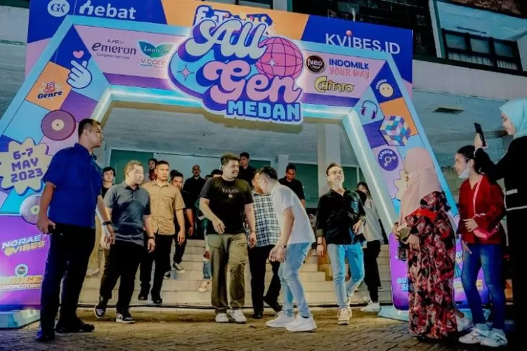 Wali Kota Medan Bobby Nasution antusias mendatangi acara Kpop di Medan, sampaikan pesan ini untuk para fans.