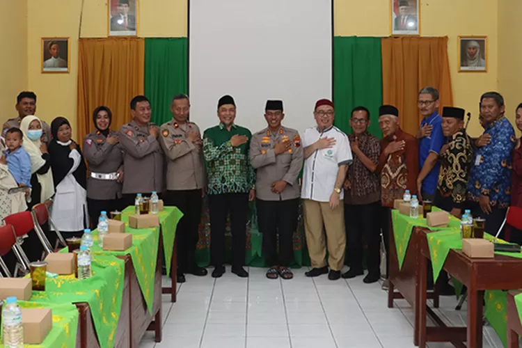 Kapolres Sukoharjo Silaturahmi ke MUI dan Pengurus Muhammadiyah.  (Dokumen Polres Sukoharjo)