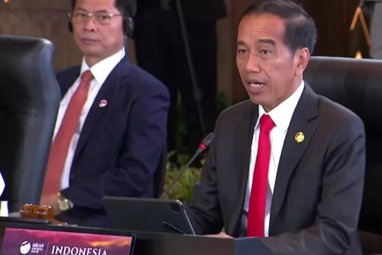 Maraknya TPPO di ASEAN, Jokowi Bahas Soal Perlindungan Pekerja Migran dengan PM Malaysia dan PM Laos di KTT (setkab.go.id)