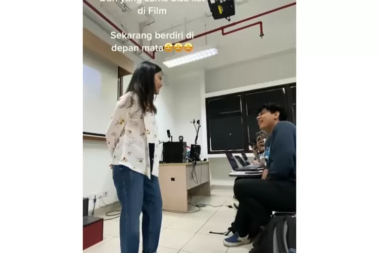 Dian Sastro jadi dosen UI