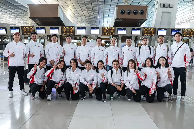 Skuad tim Piala Sudirman Indonesia yang bertolak ke China.