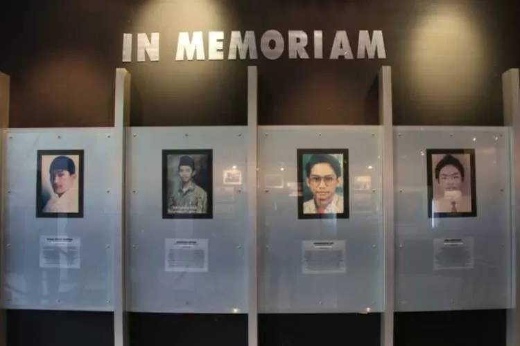 4 mahasiswa Trisakti korban tragedi 12 Mei 1998 (Musem Tragedi Trisakti)