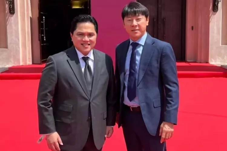 Erick Thohir bersama Shin Tae Yong