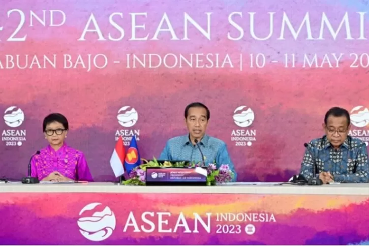 Jokowi saat Sampai Hasil KTT  (Kepresidenan )