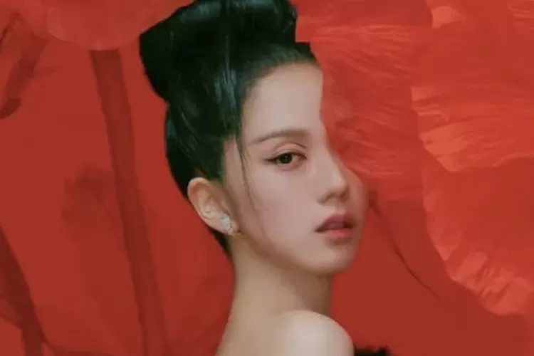Ini Dia Bocoran Shade Makeup yang Dipakai Jisoo BLACKPINK dalam Videoklip Debut Solo Lagu Flower (Foto: Female Daily)