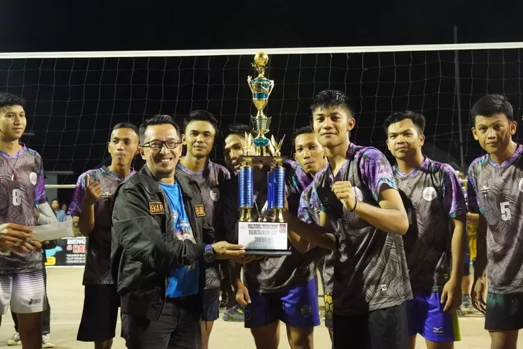 Tim Sanarich Man dari 50 Kota berhasil menekuk tim Pagaruyung dari Tanah Datar dengan skor akhir 3-1 .