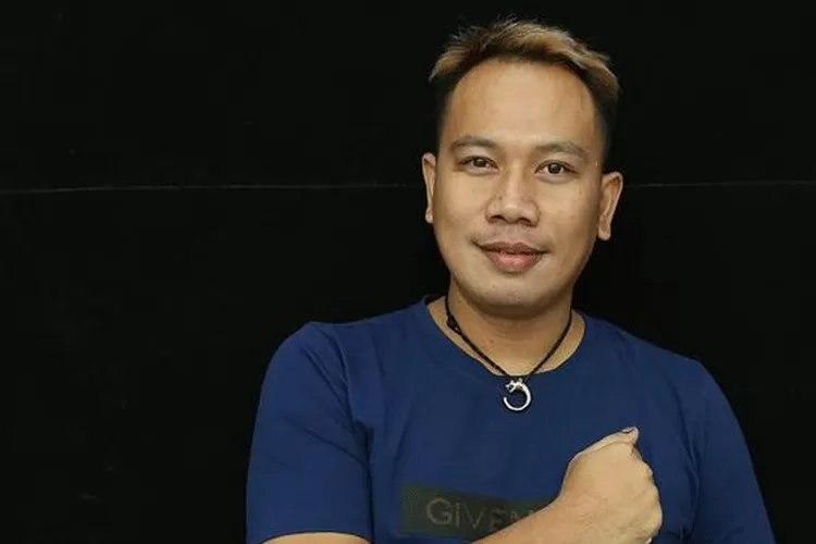 Presiden Jokowi Prediksi Vicky Prasetyo bisa jadi DPR RI (Instagram @vickyprasetyo777)