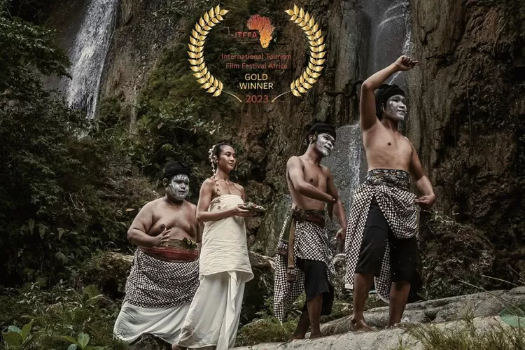 Bangga! Film Jiwa Jagat Jawi Bawa Pulang Gold Award di International Tourism Film Festival Africa 2023 (Instagram @ivanhandoyo)