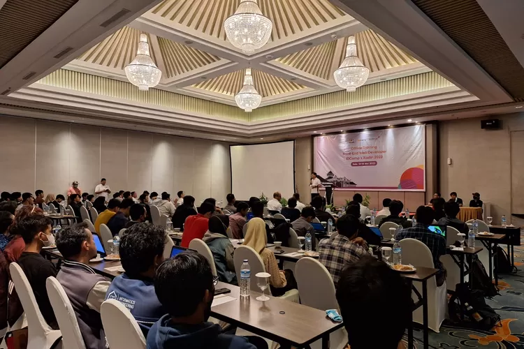 Pelajar dan freelancer ikuti program KADIN Tech Challenge di Solo, kolaborasi antara&nbsp;Indosat dan KADIN Indonesia (Istimewa)