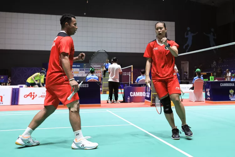 Rehan-Lisa jadi wakil Indonesia di final cabang badminton SEA Games 2023. (dok. PBSI)
