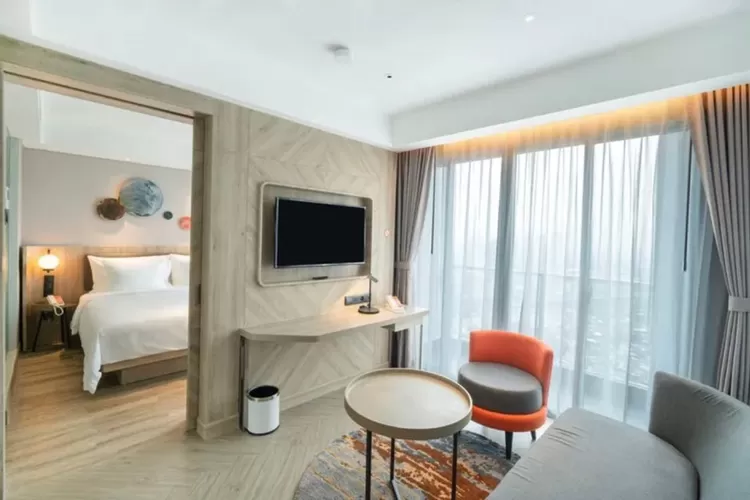 Memanfaatkan libur kejepit dengan staycation di spot wisata. (foto: dokumentasi tiket.com)