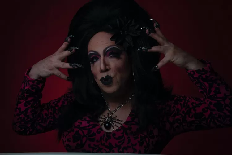 Berikut adalah ciri orang yang terkena pelet pengasihan, diungkap menurut primbon Jawa, yuk disimak cirinya! (www.pexels.com)