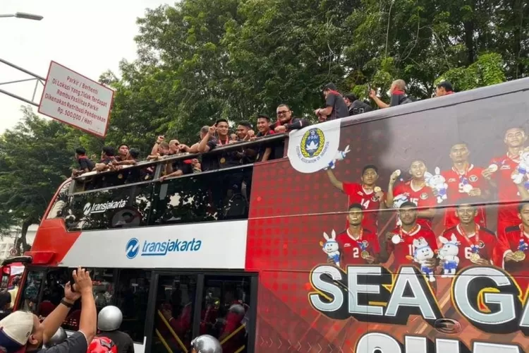 Timnas Indonesia U 22 yang meraih sukses di SEA Games 2023 Kamboja dijanjikan bonus oleh Ketua Umum PSSI Erick Thohir.  (Foto: PMJNews.com)