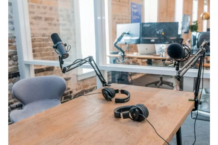 Cari Microfon Terbaik Untuk Kebutuhan Streaming Content Creator dan Video Podcast? Simak 5 Rekomendasi Berikut (Foto: Gizmochina.com)