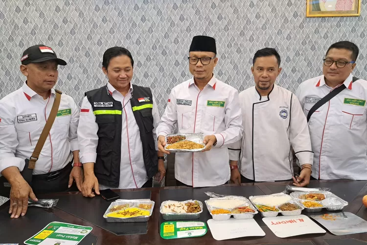 Coba Hasil Masakan Dapur Penyedia Katering Jemaah Haji, PPIH: Jaga Cita Rasa Indonesia (dok)