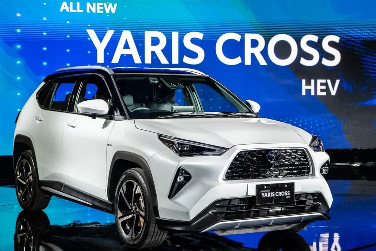 Toyota Yaris Cross 2023 hadirkan 2 varian mesin andalan, ada hybrid yang diklaim sangat bertenaga dan irit. (carmudi.com)
