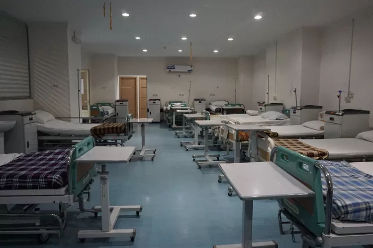 Klinik Kesehatan Haji Indonesia, KKHI Makkah dan Madinah