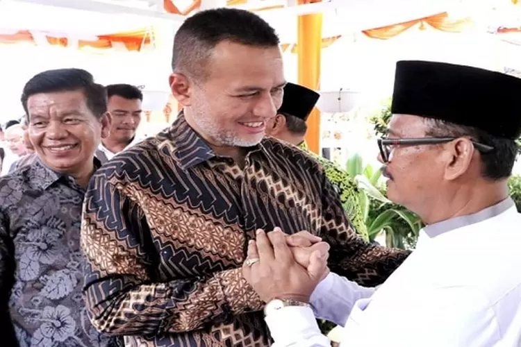 Wagubsu H Musa Rajekshah bersama Bupati Simalungun hadiri halal bI halal di Rumah Wabup Zonny Waldi  (Realitasonline/SS)