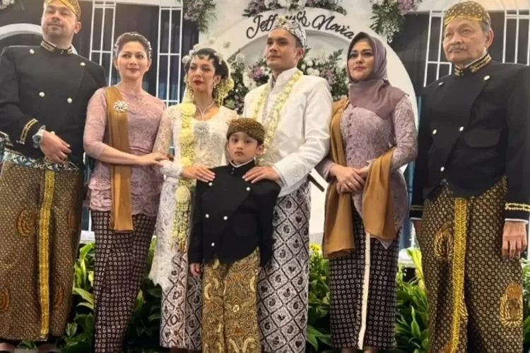 Foto terakhir bersama almarhum di sinetron  Takdir Cinta yang Kupilih, dalam sinteron ini almarhum berperan  sebagai Asraf (tangkapan layar @cutkeke_xavier)