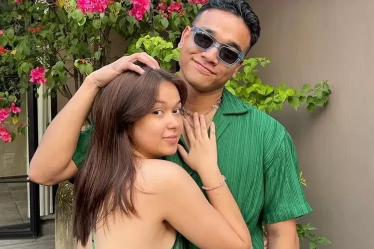 Rebecca Klopper dan Fadly Faisal  (Instagram @fadlyfsl_)