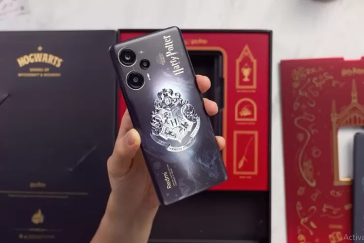 Redmi Note 12 Turbo yang berkolaborasi dengan Harry Potter (YouTube/GadgetIn)