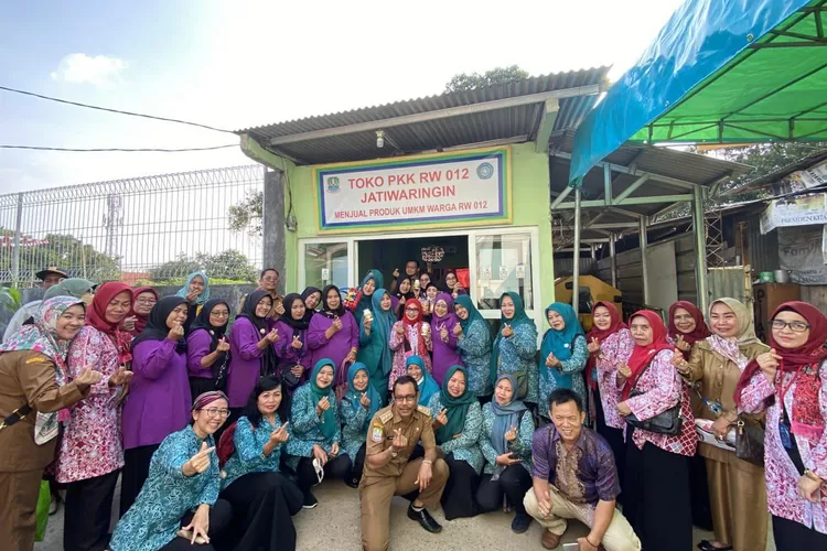 Kota Bekasi punya Toko PKK Jatiwaringin, untuk mengembangkan potensi ibu-ibu UMKM. (Pemkot Bekasi)